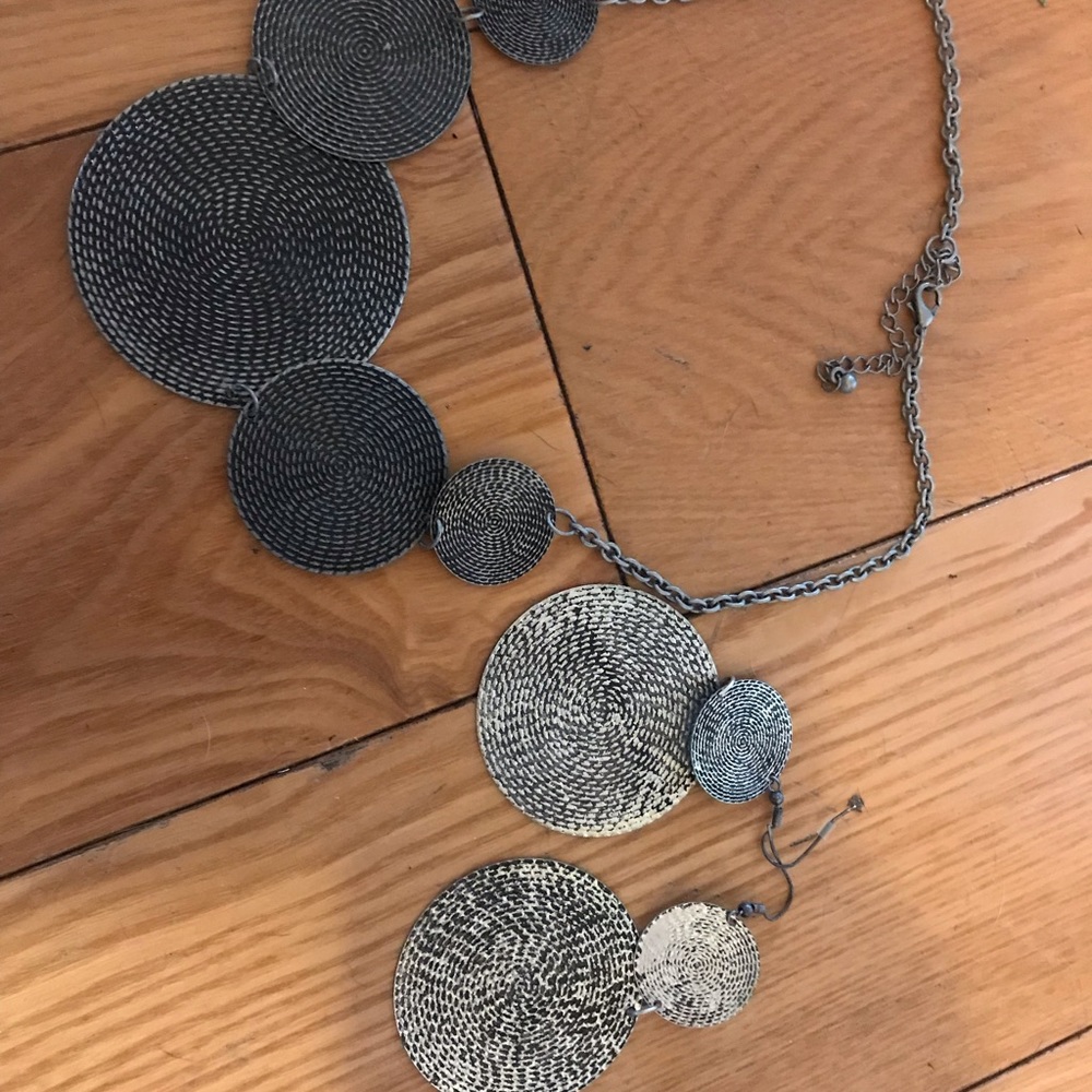 Necklace Earings Set